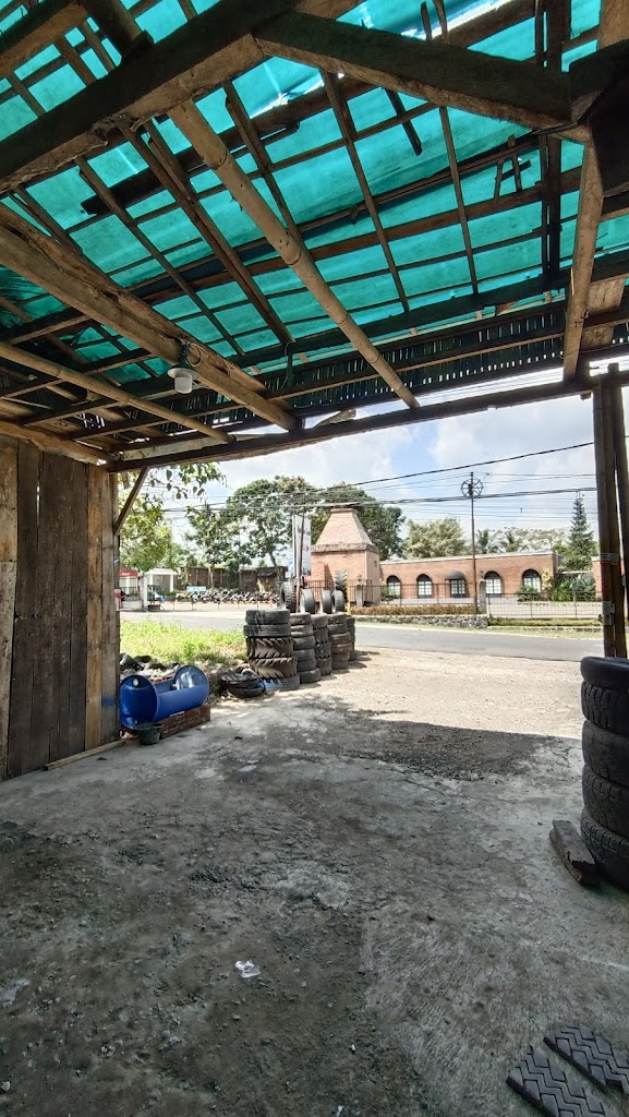 Tambal Ban Tip Top Aman Jaya 7