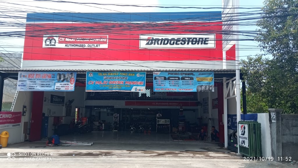 Maju Putra Ban 4 (CV. Maju Gresik Mandiri - Masuka Tires)