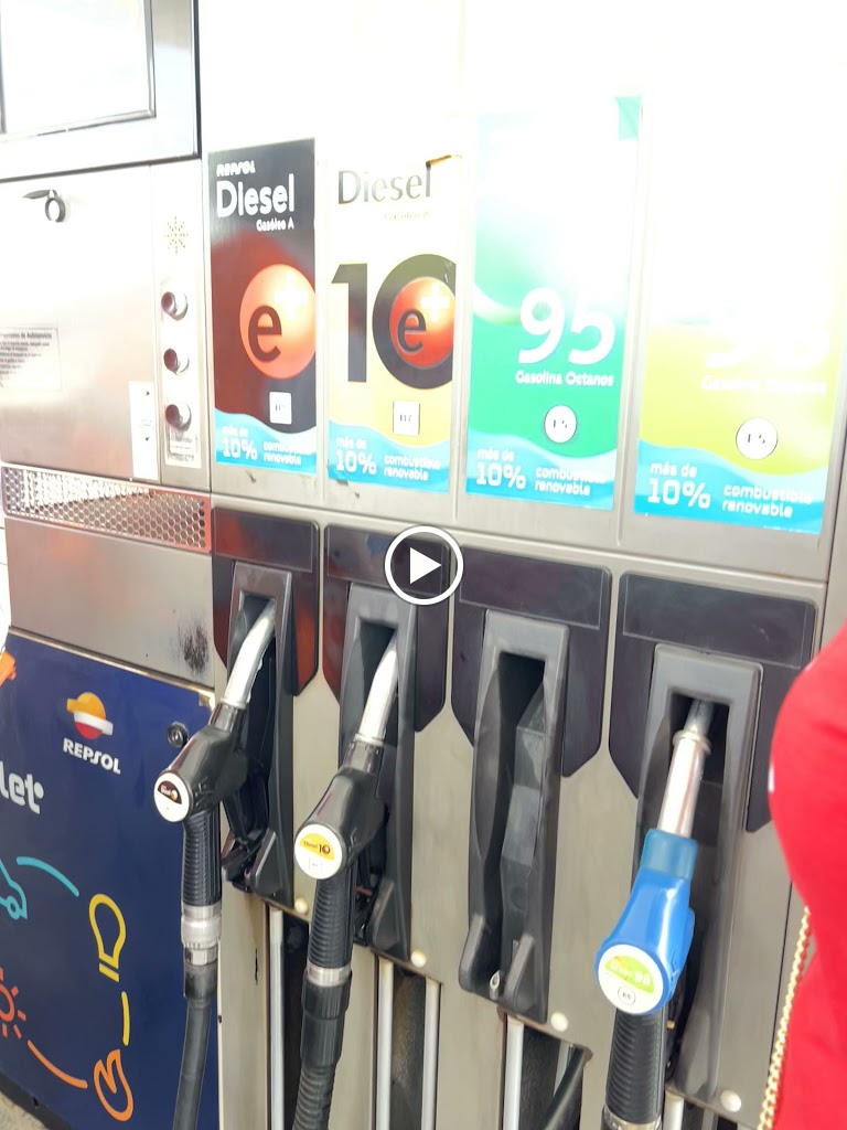 Estacion de Servicio Repsol — Videos