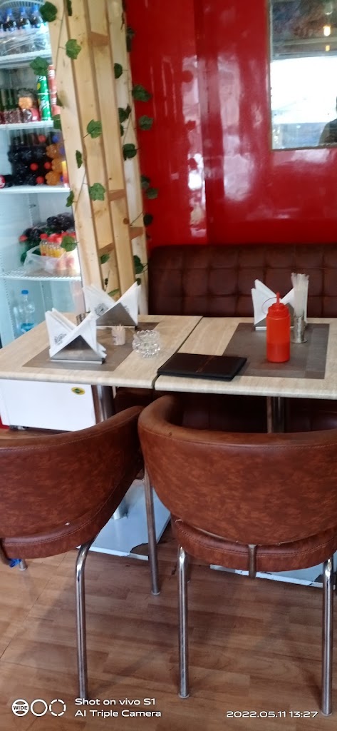 Momo Magic Cafe