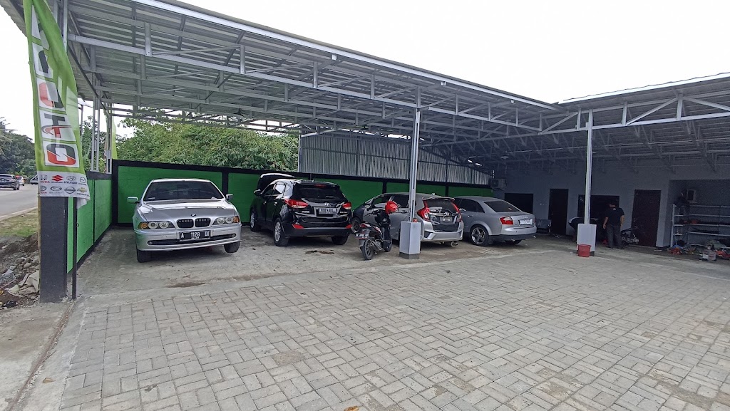 BENGKEL MOBIL MOTOR "ARMIN JAYA"
