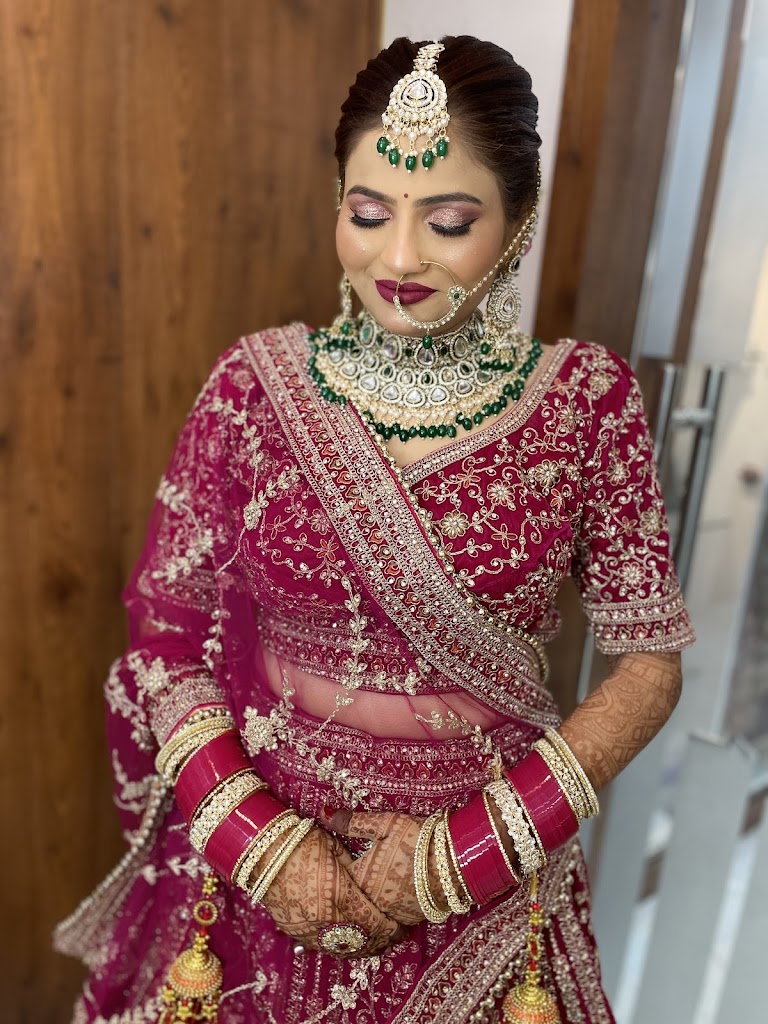 Rashmi Professional Makeup Artist Hair Stylist Best Makeup Artist Bridal Engagement Makeup