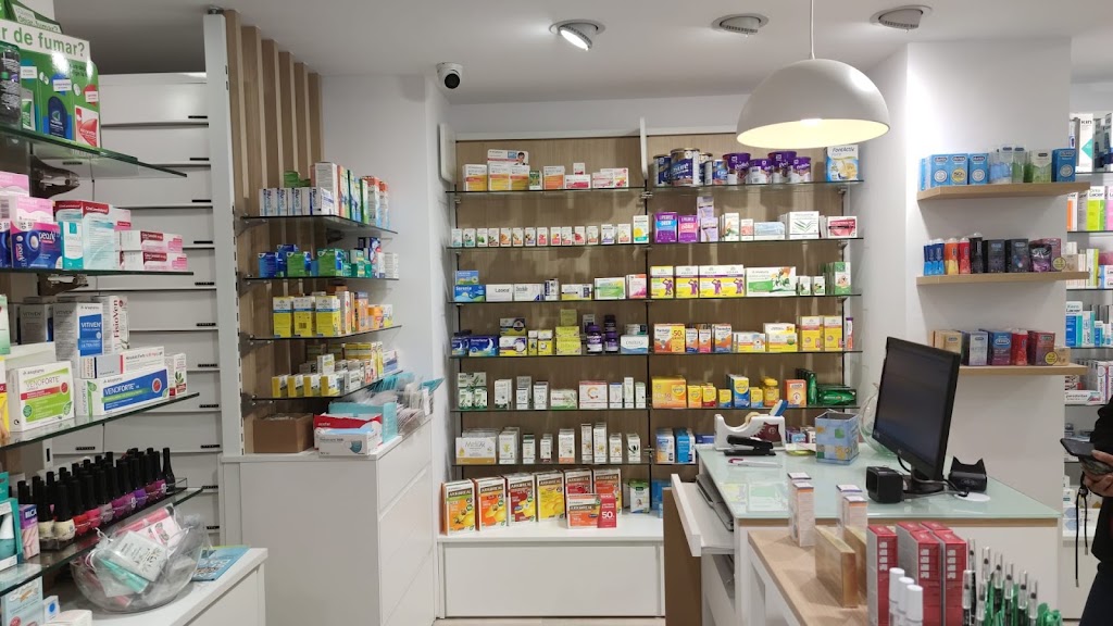 Farmacia 13 horas Jordi Adsara Grau, Santa Coloma Gramenet — Del propietario