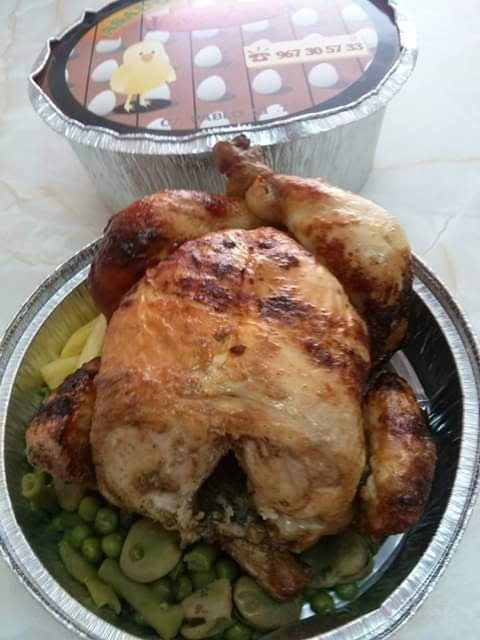 Asador de Pollos El Jardin — Comida y bebida