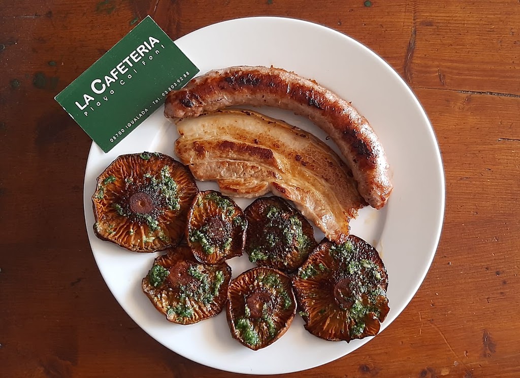 La Cafeteria — Comida y bebida