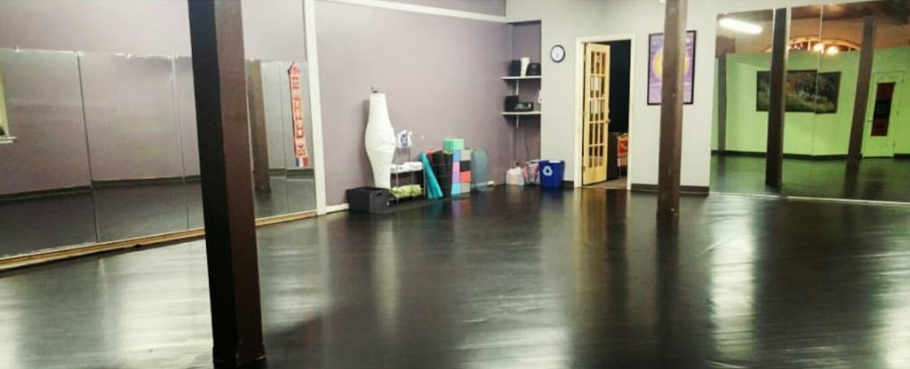  The Twisted Monkey Yoga Studio