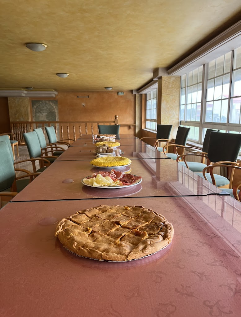 Cafeteria Arcos — Comida y bebida