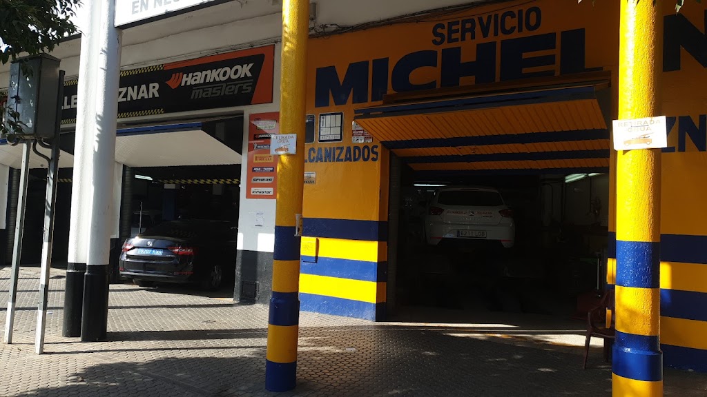 Talleres Aznar — Exterior