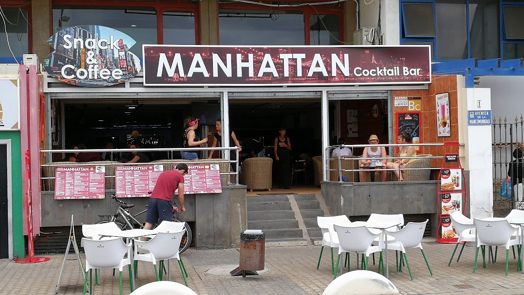 Manhattan Cocktail Bar