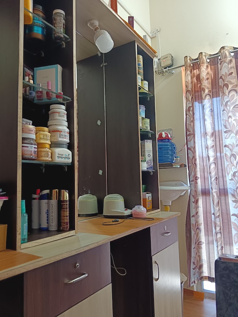 Sudha Beauty Parlour