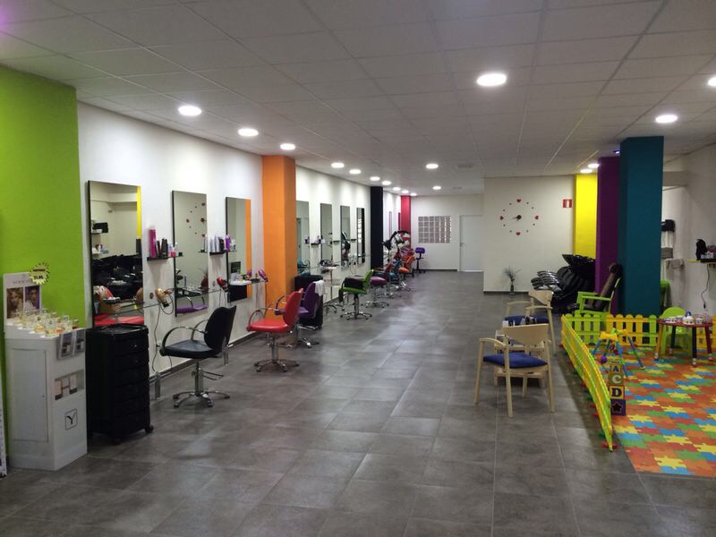 Peluqueria Cintia Atienzar — Interior