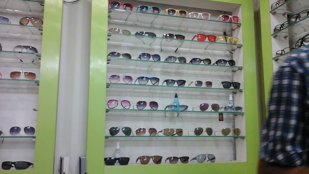 Sri Opticals Eye Clinic