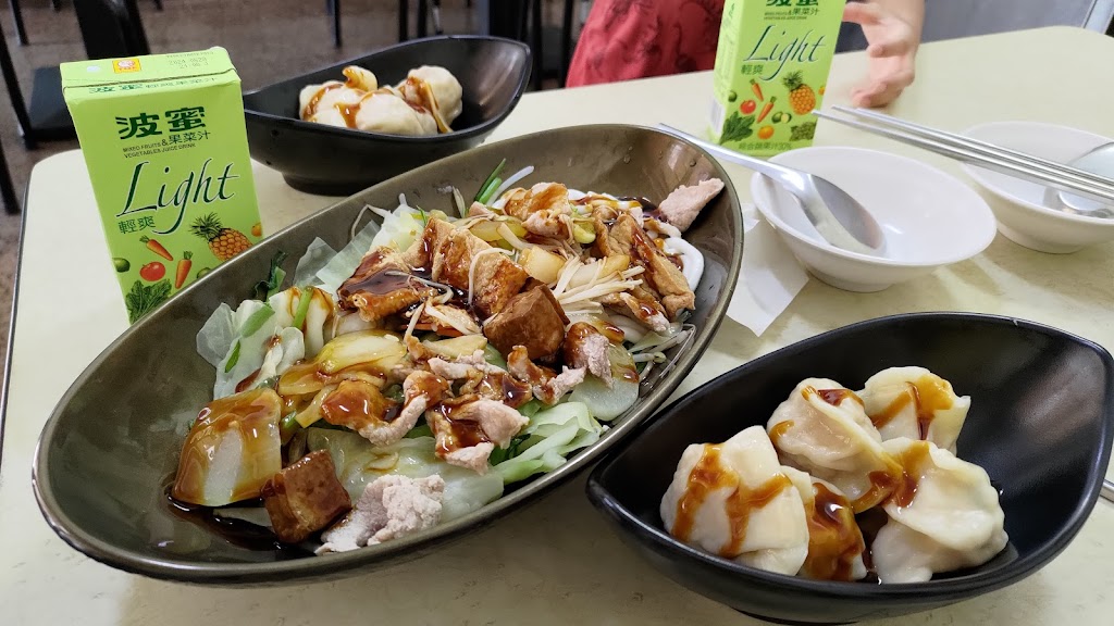 青菜滷夫-三重必吃滷肉飯|外帶美食|巷弄美食|熱門滷味|必吃滷味|在地推薦滷味 的照片