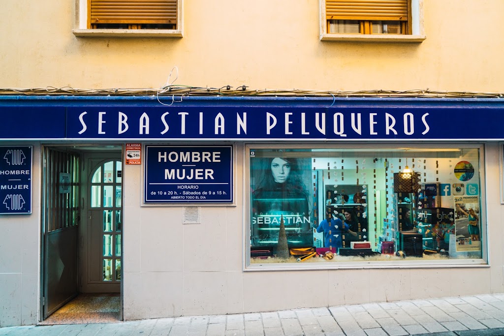 Sebastian Peluqueros — Exterior