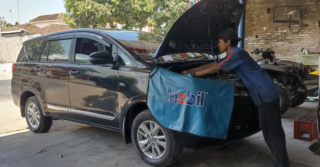 Bengkel mobil Blitar Cahaya Auto service 2