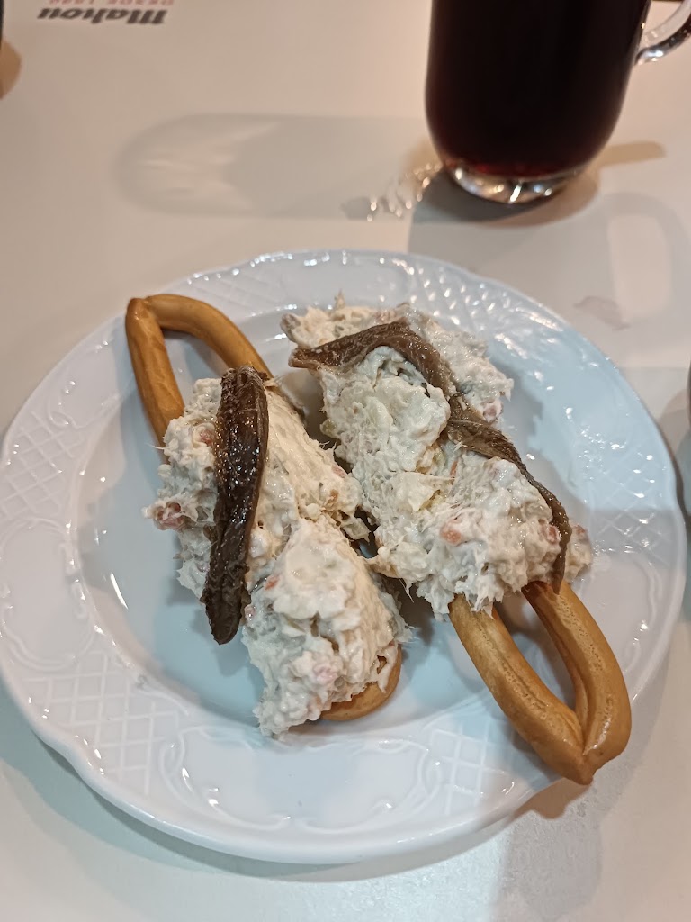 Bar Parc de les Hortes — Comida y bebida