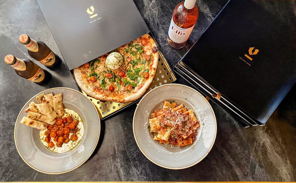 V Modern Italian Sant Cugat — Comida y bebida