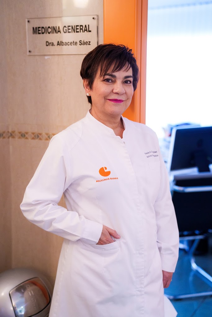 Policlinica Guadix. Clinica de especialidades medicas y estetica. — Del propietario
