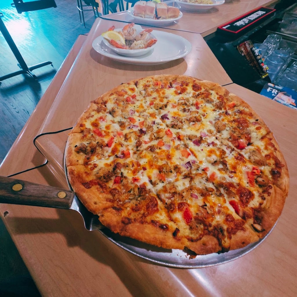  Club TEN Lounge Games and Lanes