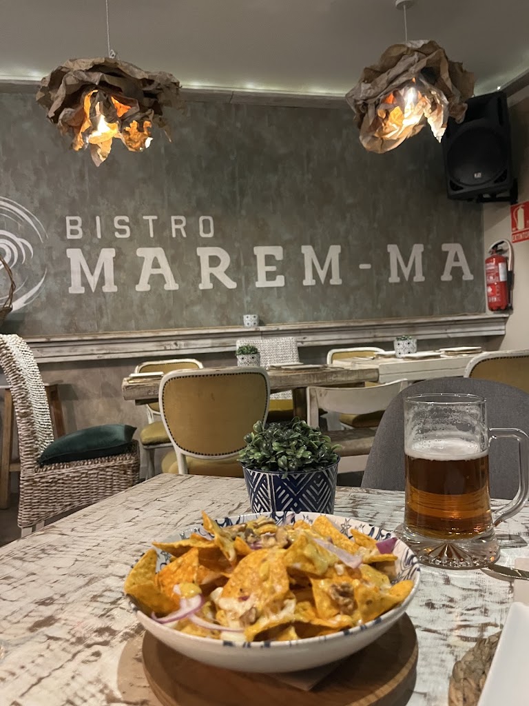 Bistro Marem-ma — Comida y bebida