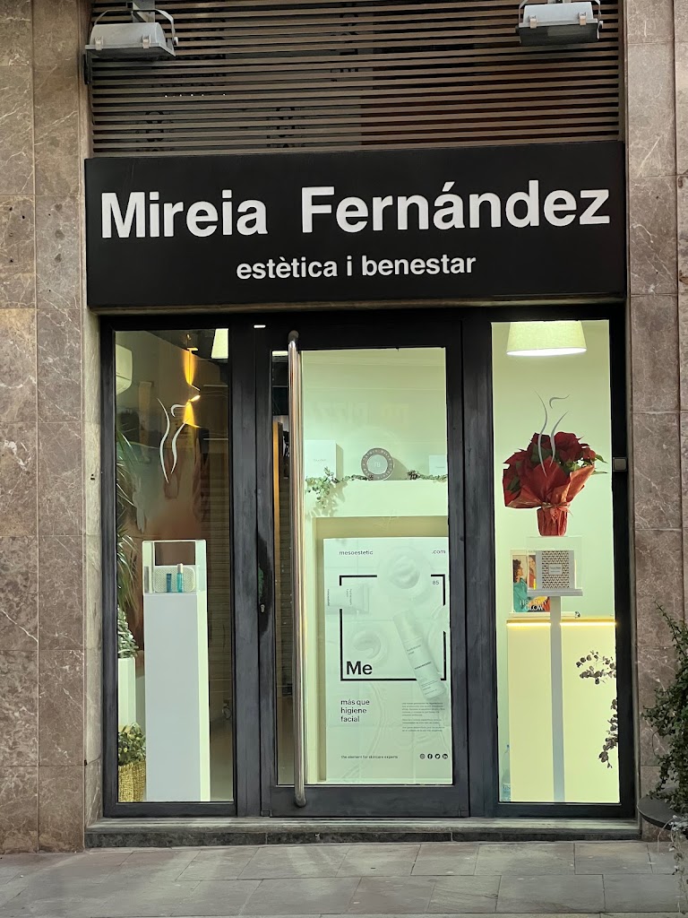 MIREIA FERNANDEZ - Estetica Facial y Corporal en Viladecans — Exterior