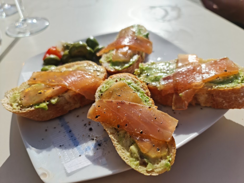 Bar Osteria — Comida y bebida