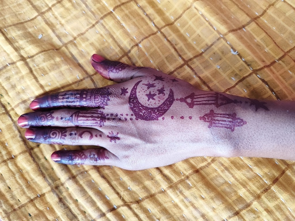 Tutoriya Beauty Parlour