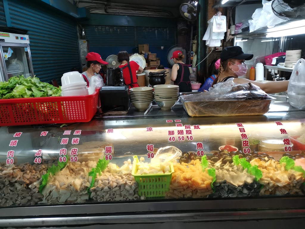 嘉義大鍋湯雞肉飯魯肉飯 的照片