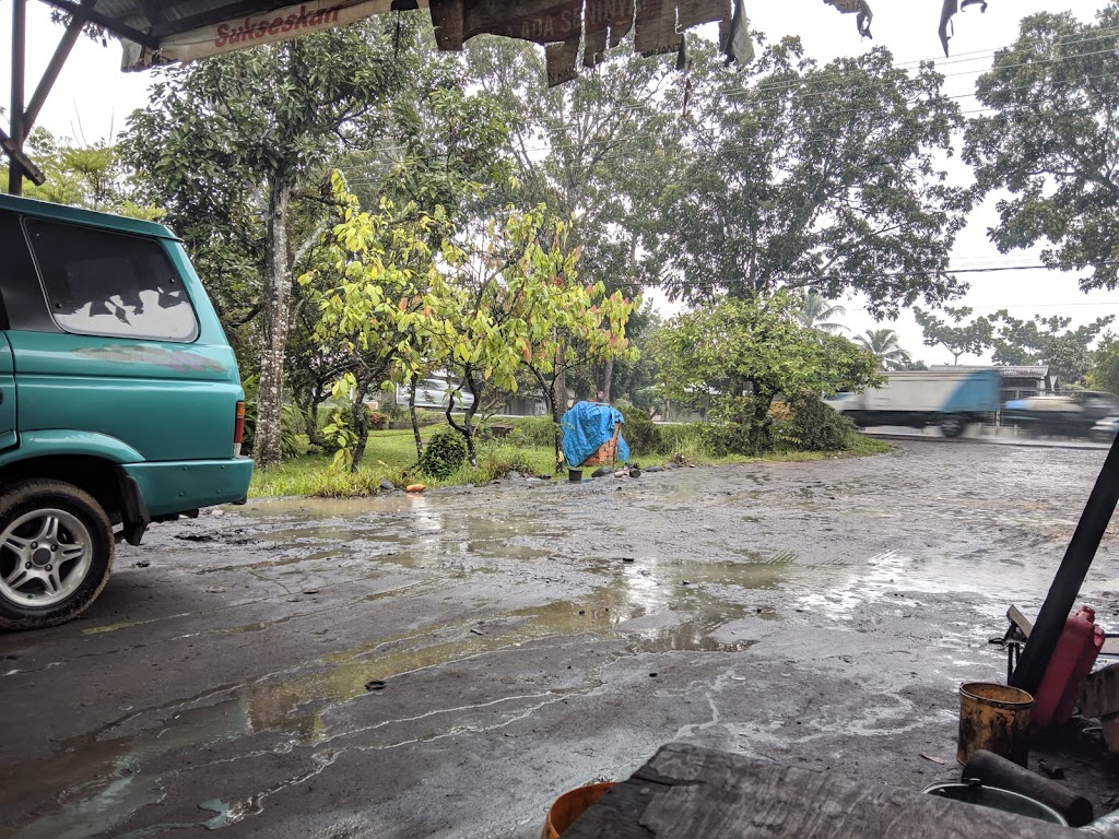 Bengkel Gunung Kirana