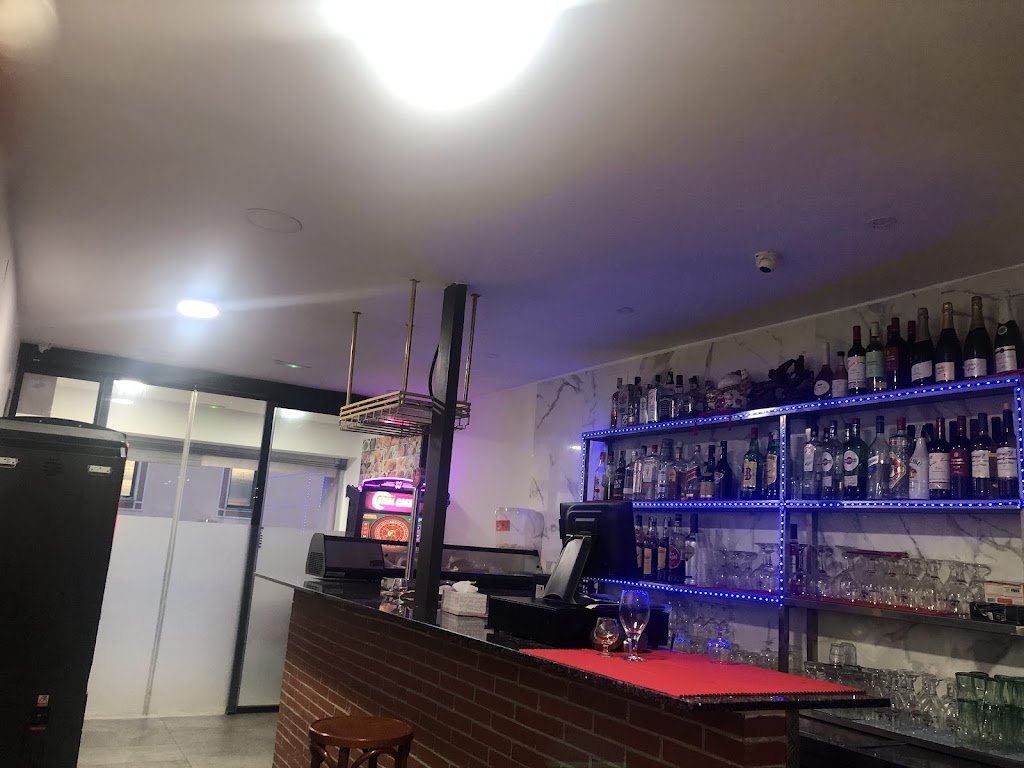 WAYE 66 BAR RESTUARANTE — Ambiente