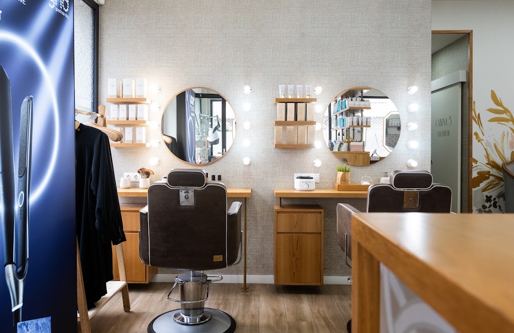 Peluqueria Unas Alba Santos Centro de Belleza — Del propietario