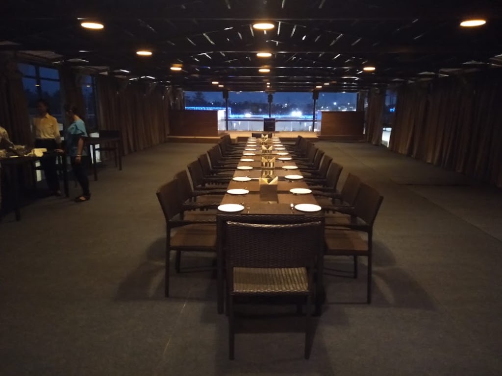 Raastha Resto Bar