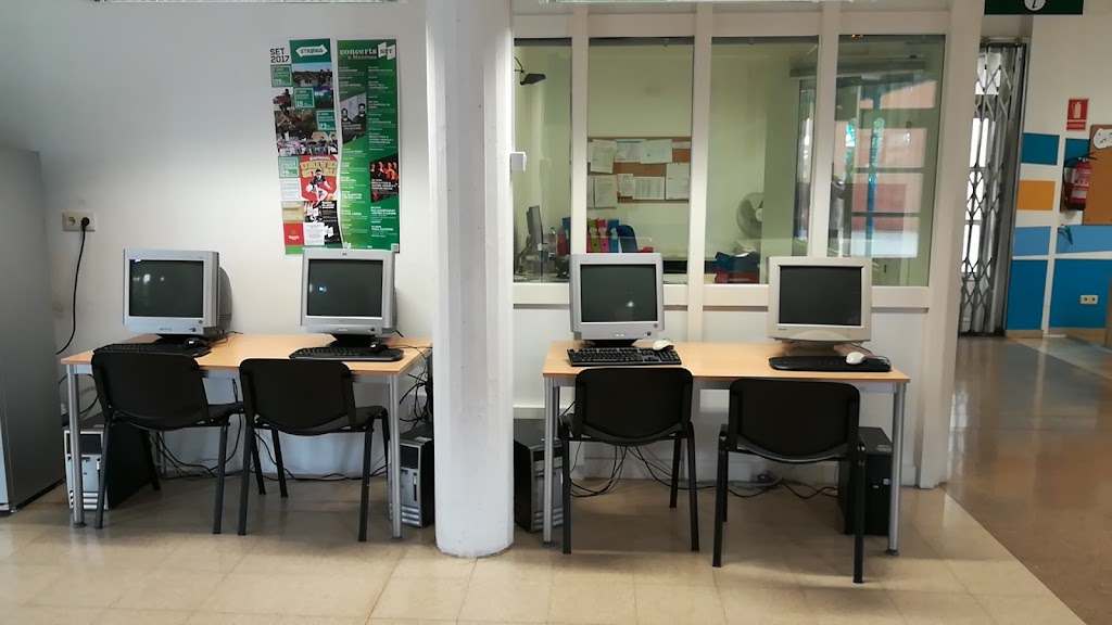 Espai Jove Joan Amades-Oficina Jove del Bages