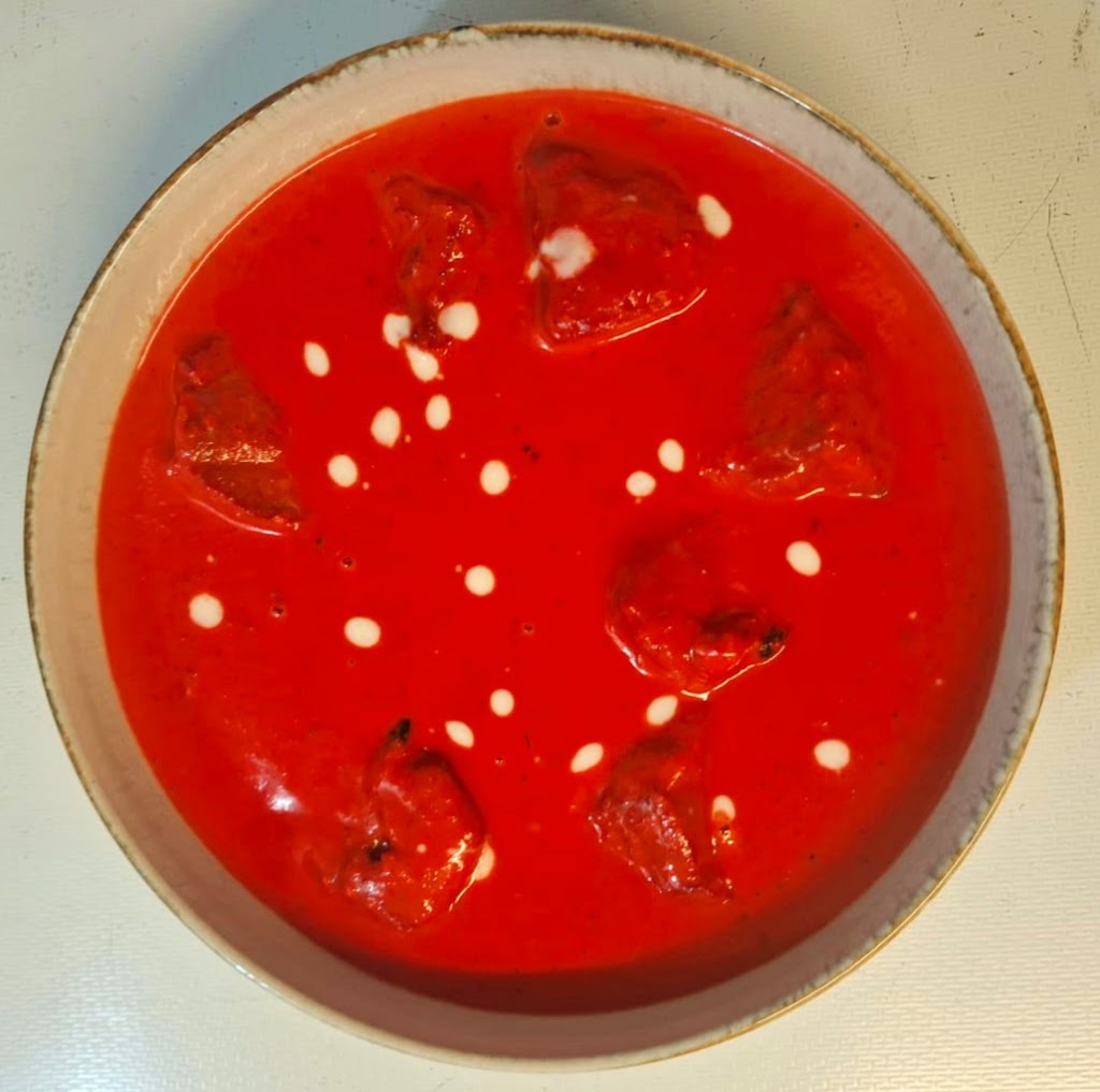 Curry Master Tandoori — Comida y bebida