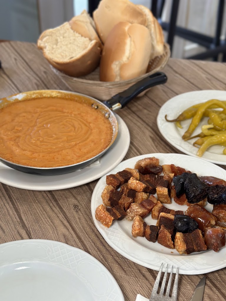 Bar Estacion de Autobuses de Valdepenas — Comida y bebida