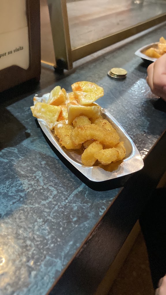 Bar Tizona — Comida y bebida