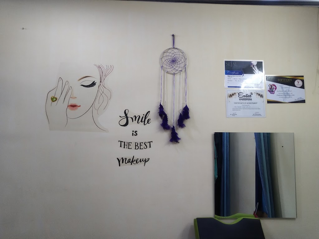 Maitri Beuty Parlour