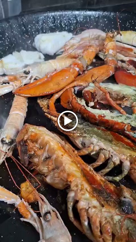 La Barca Gallega — Videos