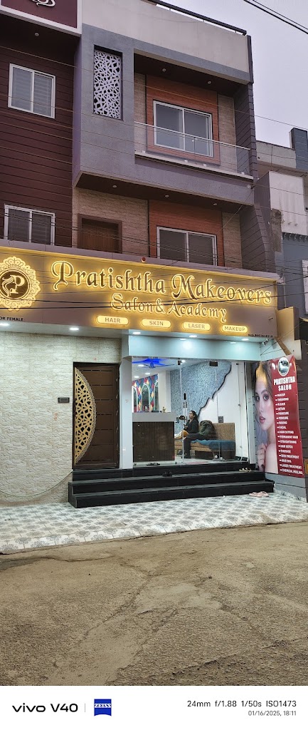 Pratishtha Makeovers Salon Academy Best Beauty Salon In Indore For Hair Skin Makeup Bridal Services