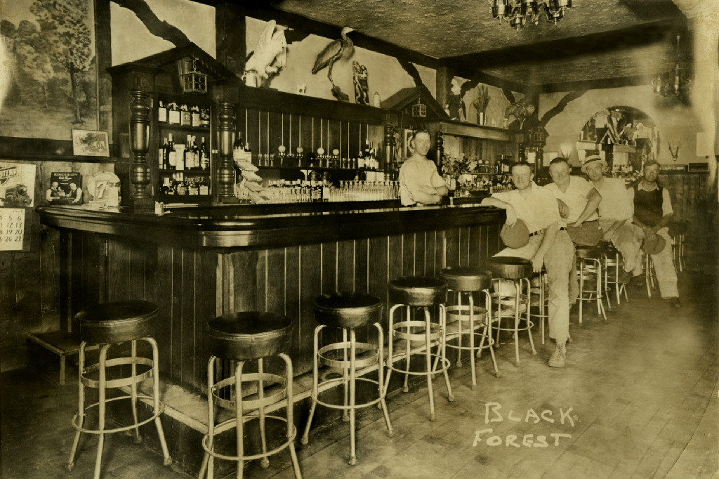  Black Forest Pub & Grille