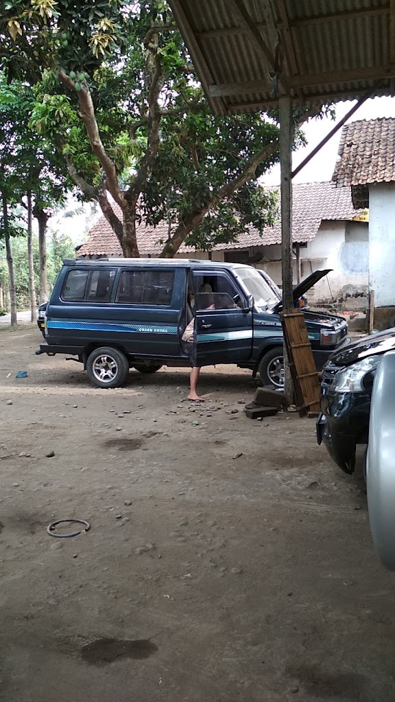 Bengkel Mobil Pak Gendut