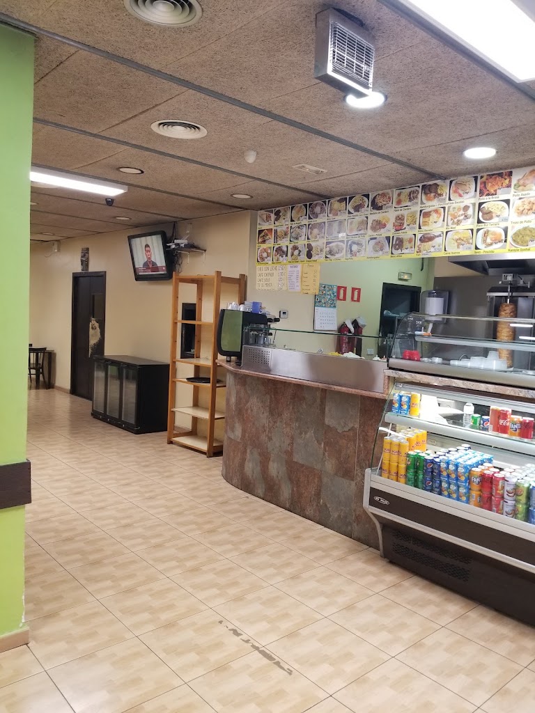 Restaurant Cafeteria Bon Gust — Ambiente