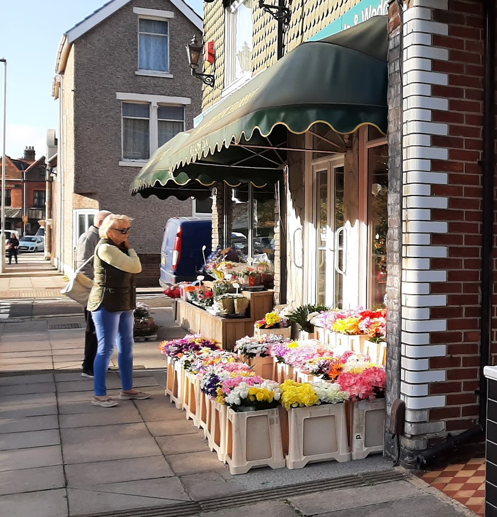 Pams Artistic Florist