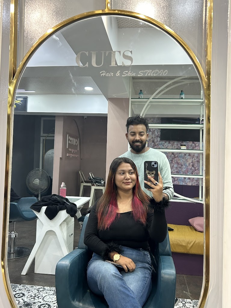 Cuts Salon Nagaon