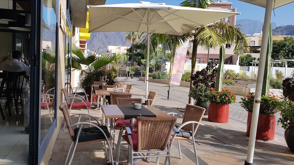 Cafe Idafe — Ambiente