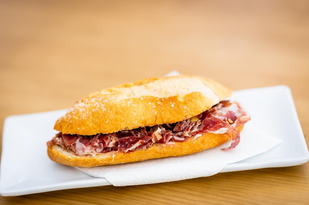 L'iberic de Gandia — Comida y bebida