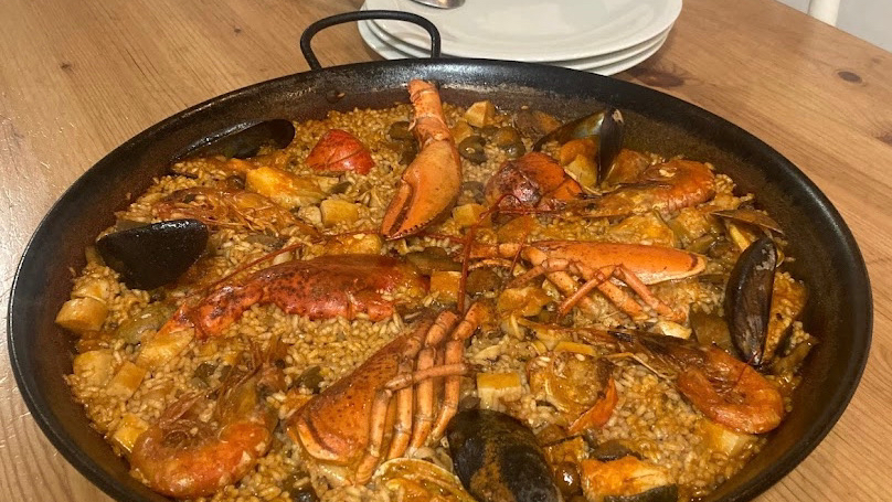 La Bodeguilla casa de comidas Arenal — Comida y bebida