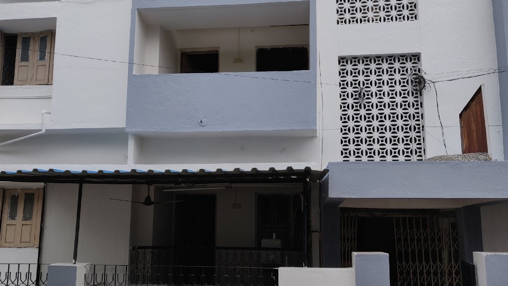 Dr. Rakhunde Ent Hospital