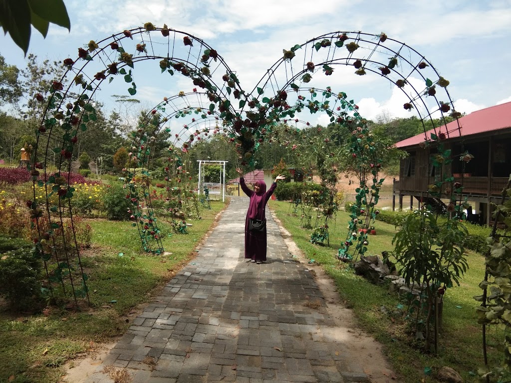 Objek Wisata Lembah Hijau Lestari Bontang