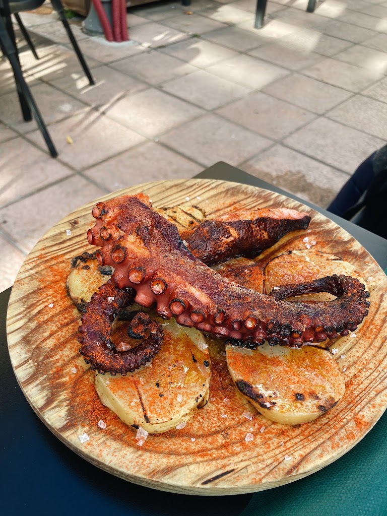 Sqr Cafe — Comida y bebida